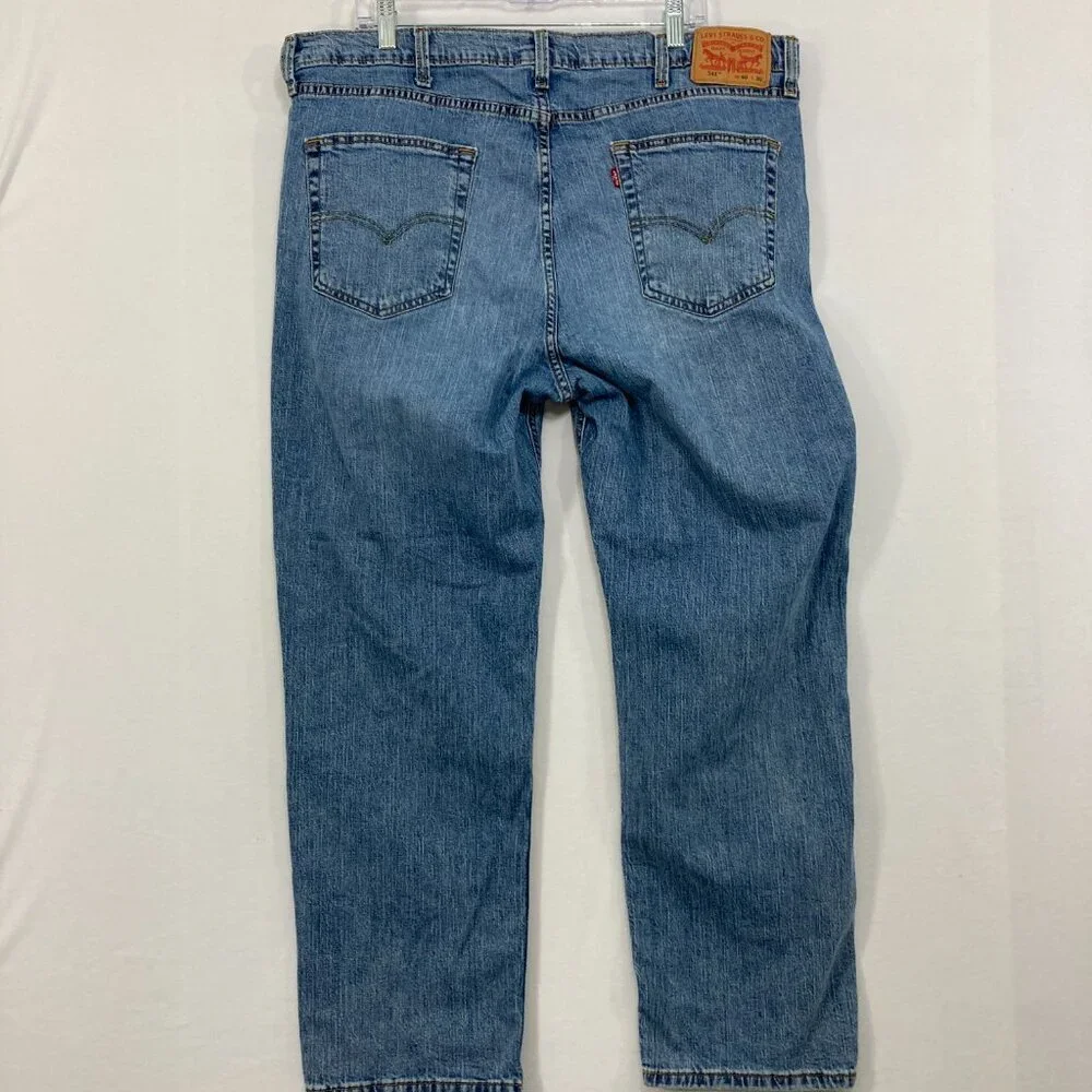 Levi’s 541‎ Men’s size 40x28 Blue Athletic Fit Jeans Casual